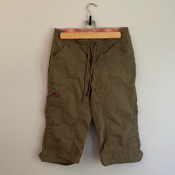 The North Face Khaki Capris - Picture 8 of 9